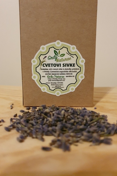 Cvetove sivke Grily naturae