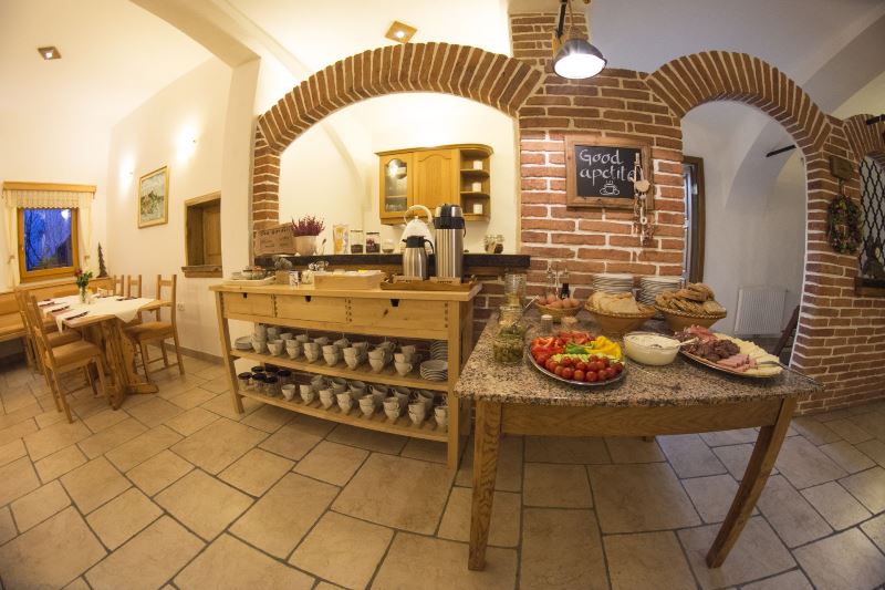 Turistična kmetija s prenočišči Bled, PRI BISCU